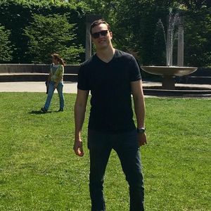 Meet your Posher, Alex